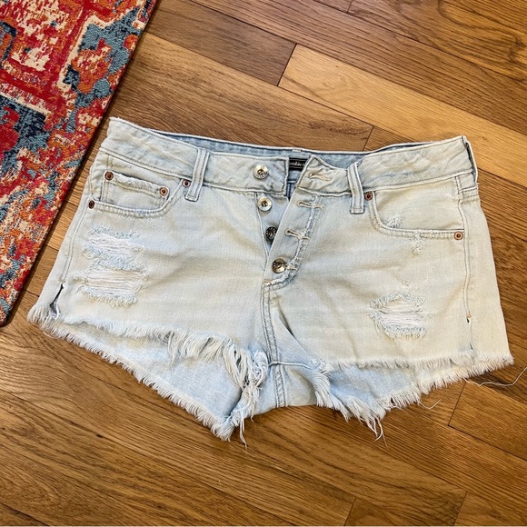 A&F button fly Jean shorts - Picture 1 of 3